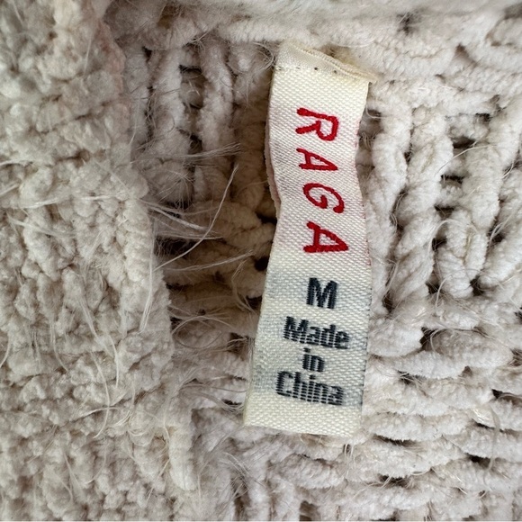 RAGA Madeline High Neck Knit Sweater Chunky Knit Pullover White Size Medium - Picture 3 of 7